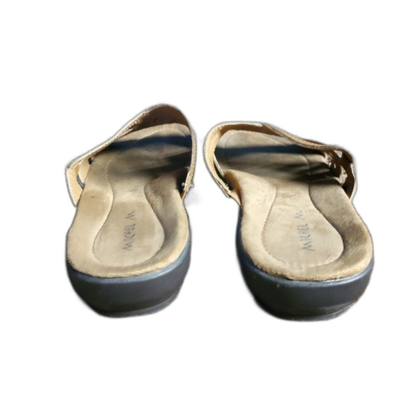 Michel M Slip-on Sandals Bali SN# 778381 Designer Leather Knotwork Pattern - Picture 7 of 8